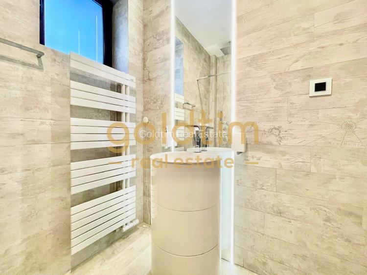 CASA INDIVIDUALA/SUPERBA/PIPERA/EROU IANCU NICOLAE/PISCINA/CURTE GENEROASA - 24