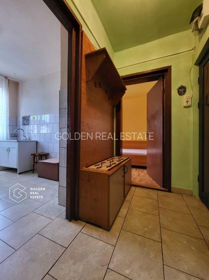 Apartament 3 camere, oras Lipova - 12