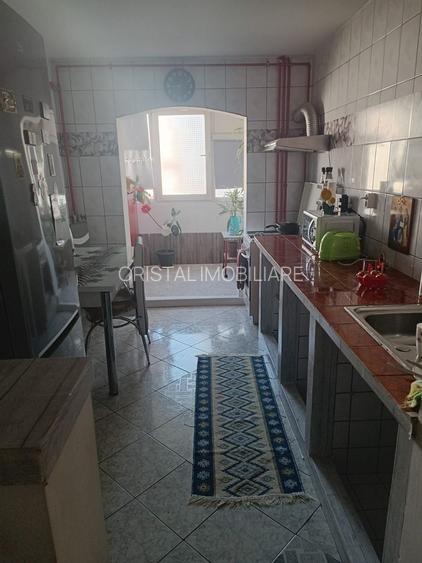 Apartament Luminos 4 camere. Zona Panselelor. Cu Centrala. Parcare. - 7