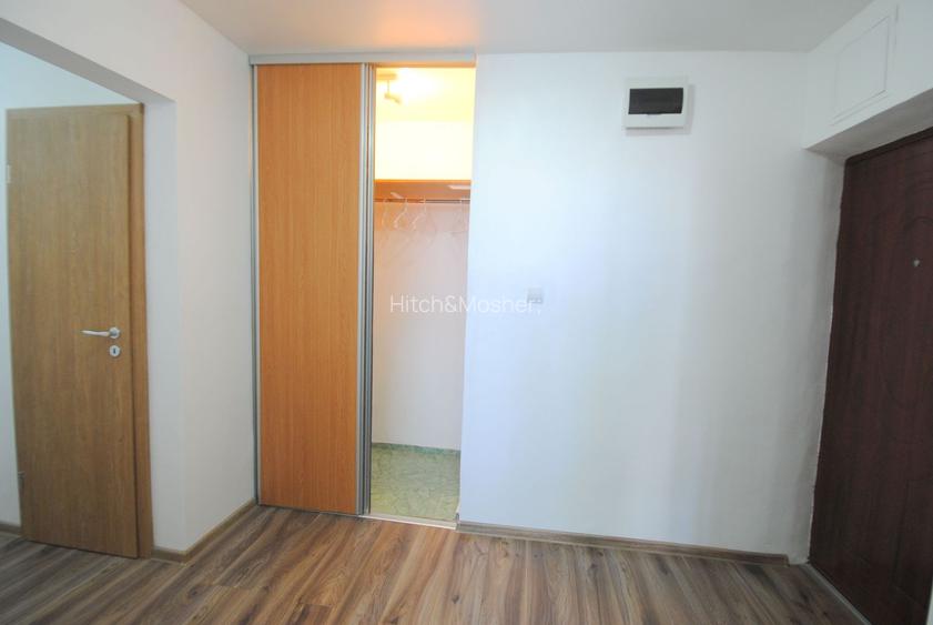De vanzare apartament cu 3 camere- zona Circumvalatiunii-comision 0 - 13