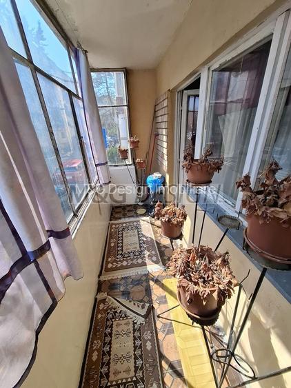 Complexul Studentesc, 2 camere cu balcon,parter - 9