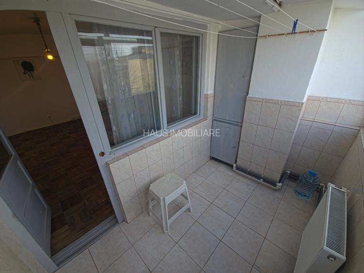 Ultracentral Tomis Mall 3 camere decomandat etaj 3/7 - 7