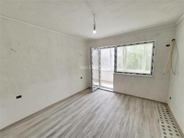 Apartament cu 4 camere de vanzare - 2