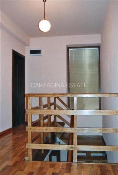 VILA TIP DUPLEX   PROXIMITATE JOLIE VILLE   STRADAL - 16