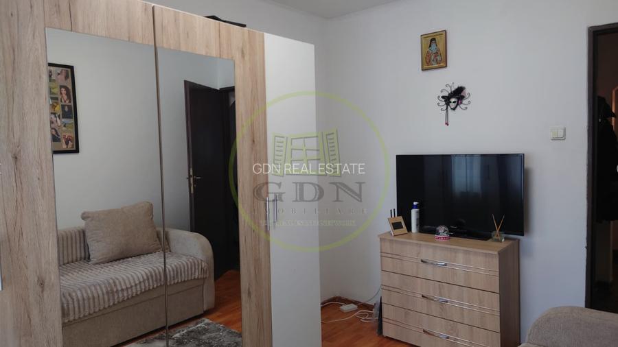 Apartament de vanzare cu trei camere, zona Turnisor. - 6
