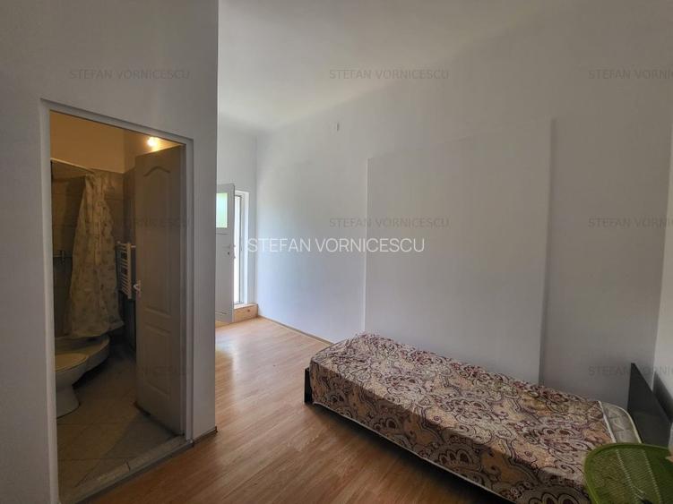 Casa pentru Investitie compartimentata in 5 apartamente - 8