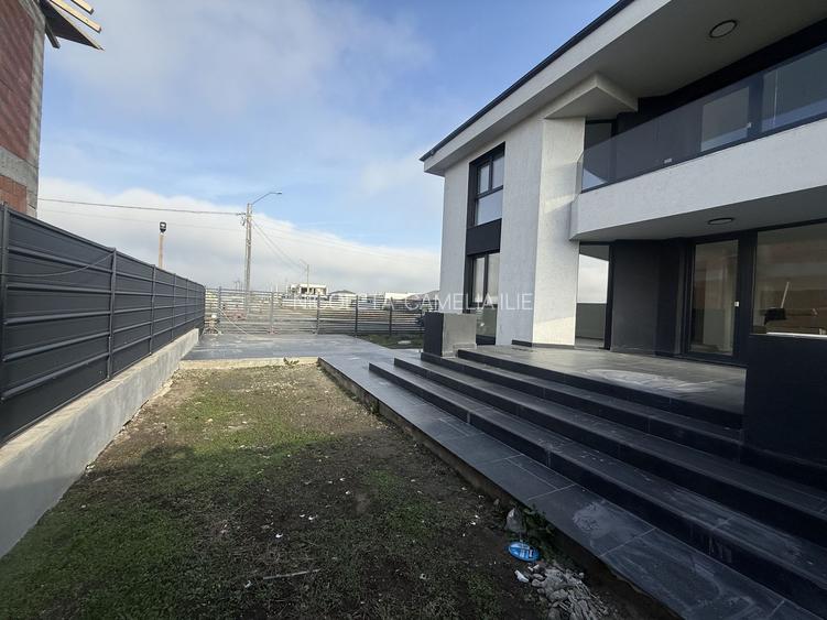 LUX | CASA | VILA INDIVIDUALA | CURTE | PROPRIETAR | TUNARI - 48