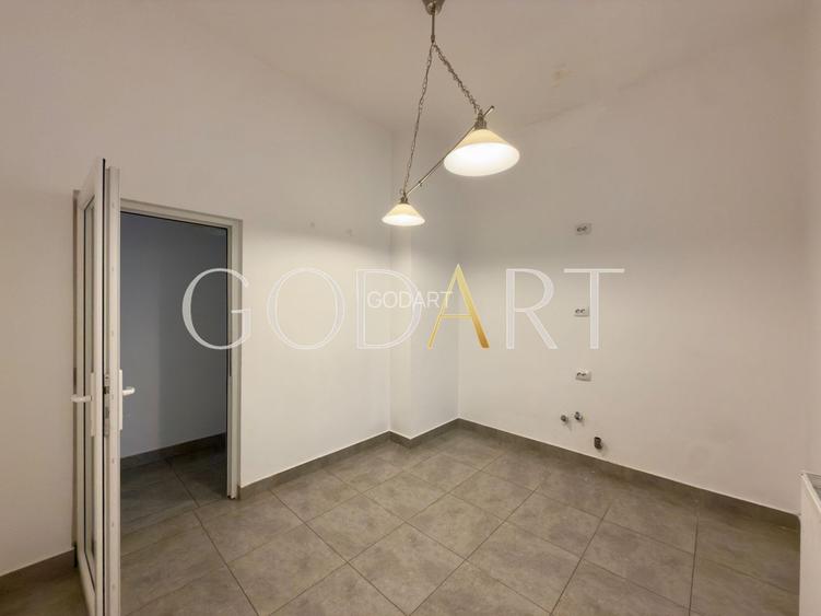 Vila spatioasa | Complet renovată | Central - 11