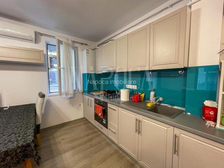 Apartament 3 camere de vanzare in Floresti - 2