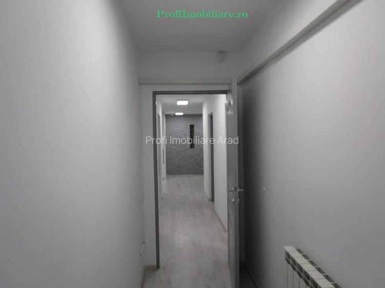 Spatiu-Apartament 6 camere, 158 mp, Micalaca zona 300, acces separat - 22