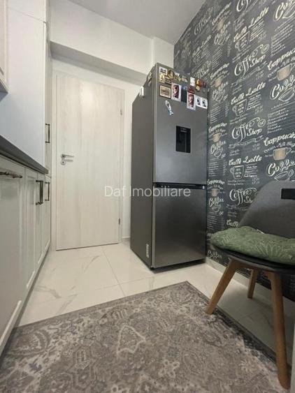 3camere-77mp-decomandat-bloc 2020-metrou aproape - 5