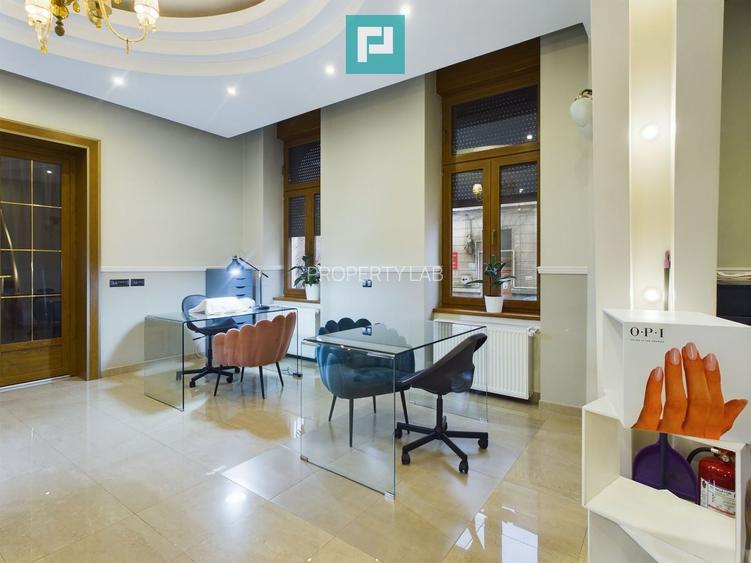 Post manichiură în salon Ultracentral - 4