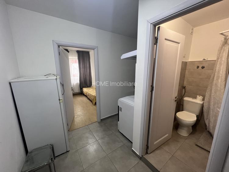 Garsonieră renovată, zona Insula - 3