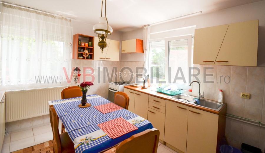 Vila - P+M - 217 mp - 2005 - teren 412mp -  Comuna Berceni - Primarie - 4