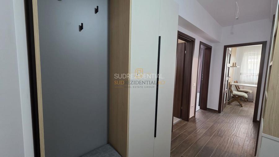 3 camere lux, 6/9, 80 mp, 2024, aproape de metrou Aparatori, Sector 4 - 5