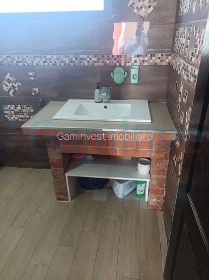 Casa cu 4 camere de vanzare,zona linistita,Sanmartin,Oradea - 12