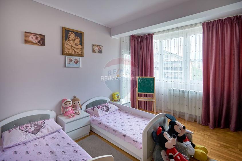 De vânzare apartament cu 3 camere, 2 bai, garaj Andrei Muresanu Sud - 11