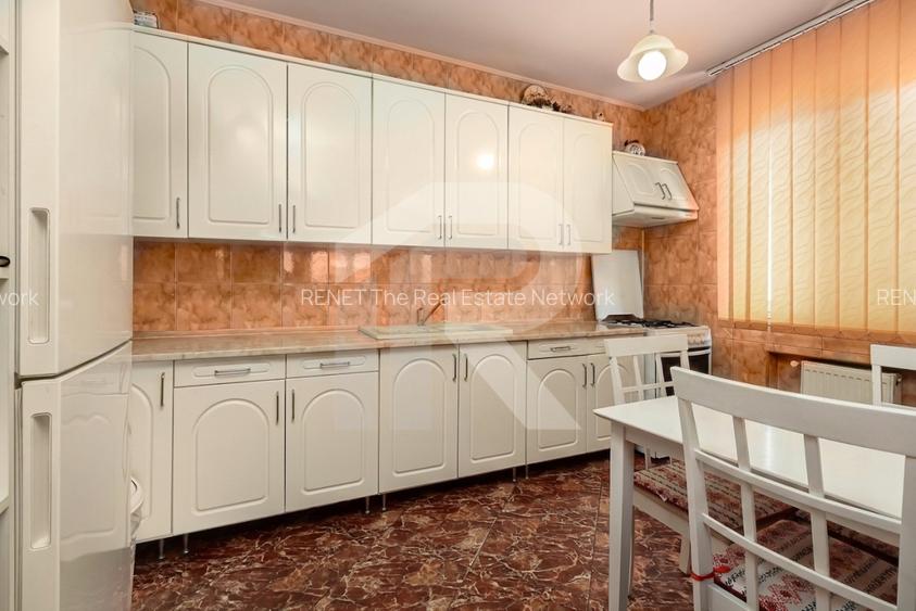 Casa spațioasă cu vedere la Lacul Grivița | 5 dormitoare | teren 793 mp - 14