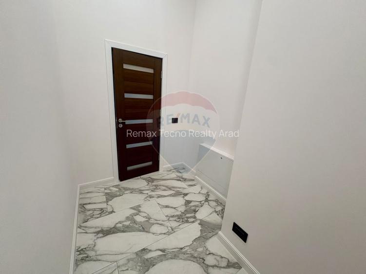 La inchiriere sp Birouri Premium 123mp Bulevardul Revolutiei etajul 1 - 9