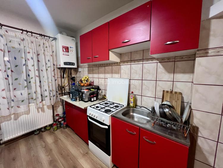  Apartament 3 camere, 68mp, decomandat, 2 bai zona Aradului - 8