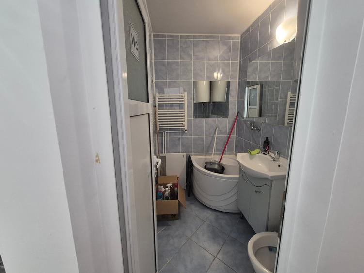 Vanzare spatiu comercial 16mp Alexandru cel Bun Iasi