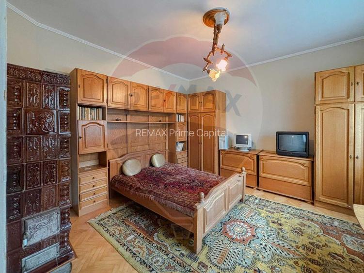 Casă / Vilă cu 5 camere de vânzare în Aleșd zona Ultracentral - 29