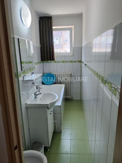 Închiriere Garsonieră 34 mp, decomandată, Titan – bloc reabilitat, etaj 8/9 - 5