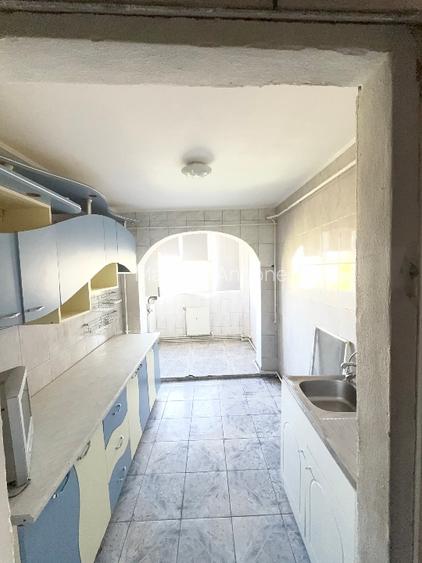 APARTAMENT  DE VANZARE 3 camere GALATI  - 4