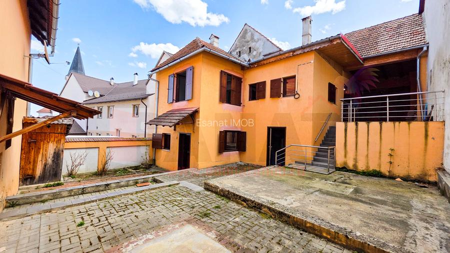 Casa + Moara + Spatiu Comercial, langa Primarie, 3 intrari |VIDEO - 12