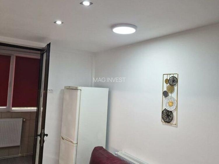 Apartament cu 3 camere, parter - zona Tiglina 2, CEC - 5