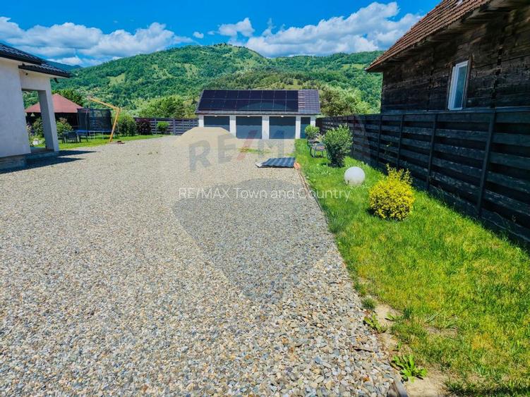 Casa / Vila cu 5 camere de vanzare - 4