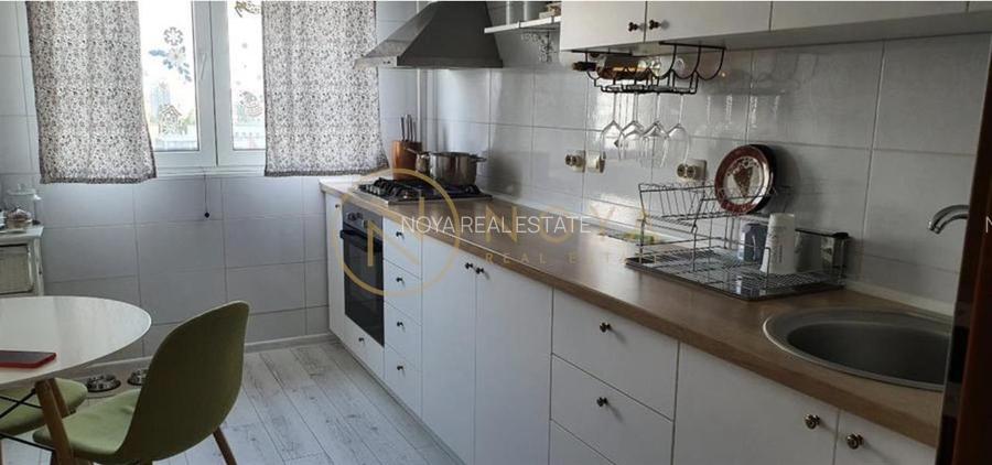 Vanzare apartament de 3 camere in zona Vitan - 5