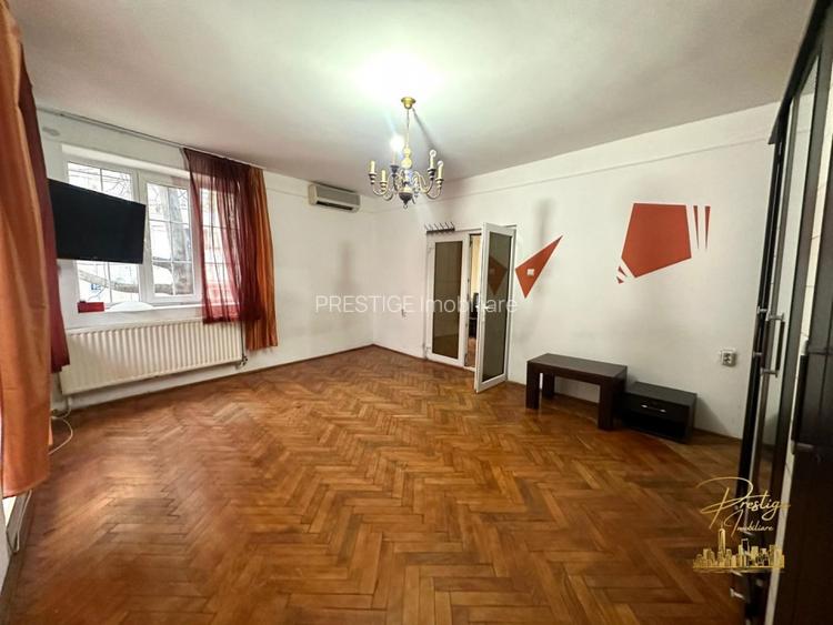 Casa cu 8 camere de inchiriat in zona Centrala - Oradea - 16