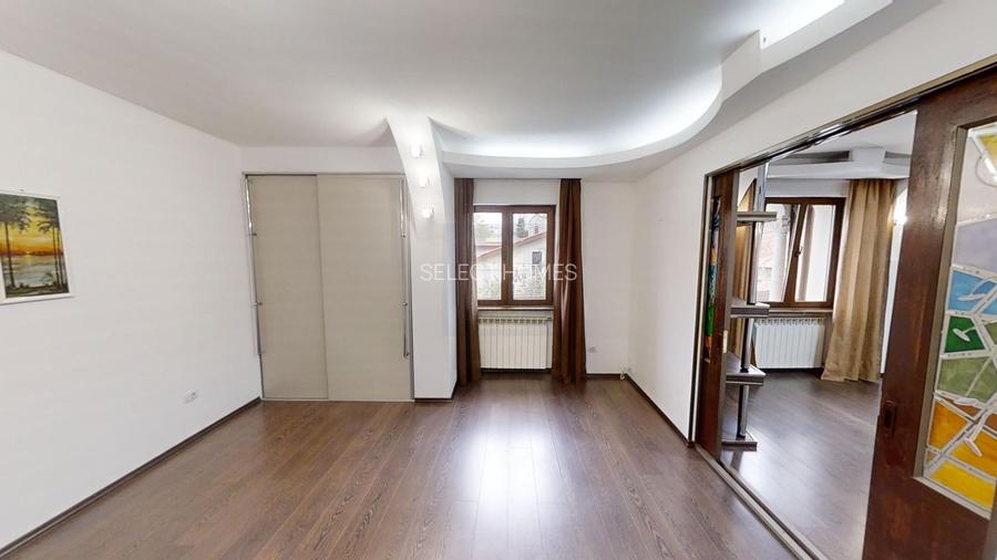 Apartament 5 camere de inchiriat in vila zona *Banu Manta* Tur virtual - 18