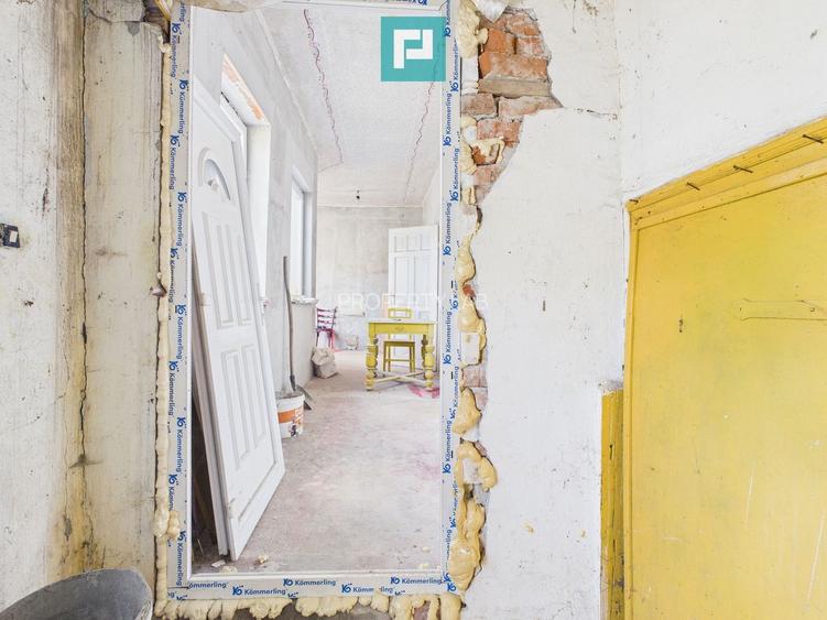 Casă spatioasă și solidă în Pecica - 22