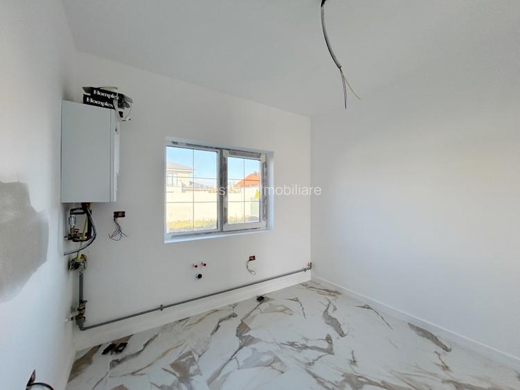 Duplex 5 camere, 128mp utili, 300mp teren in Mosnita Noua, zona ESO - 9