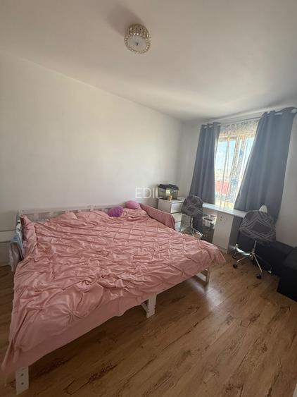 Apartament 3 camere semidecomandat zona Fagului - 8