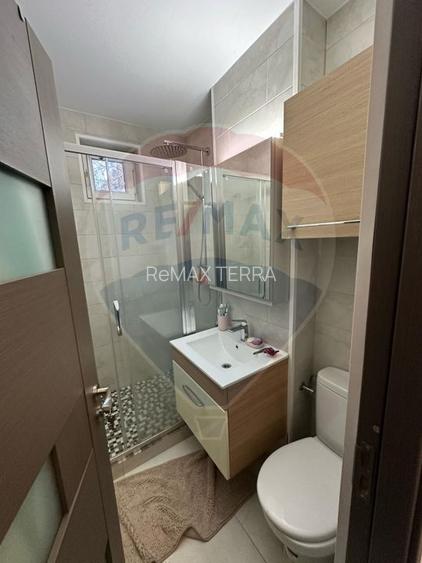 ZONA CENTRALA- ap. 3 camere - DE VANZARE - 9
