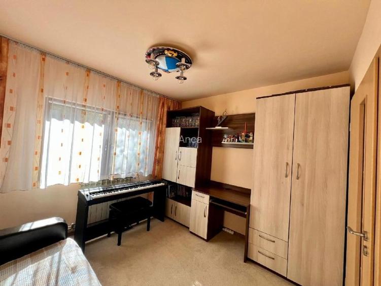 Proprietar vand apartament cu 3 camere cu centrala+ baxa, in zona Girocului - 8