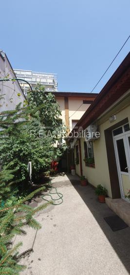 2 case si curte individuala la 400 de metri de statia de metrou Dristor 2  - 44