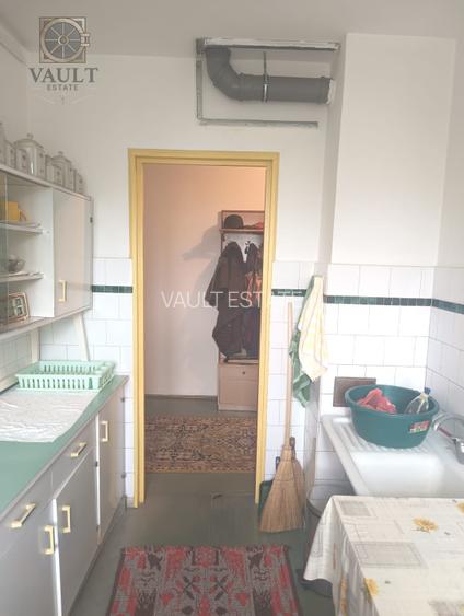 APARTAMENT 4 CAMERE - 1 DECEMBRIE 1918 - 19