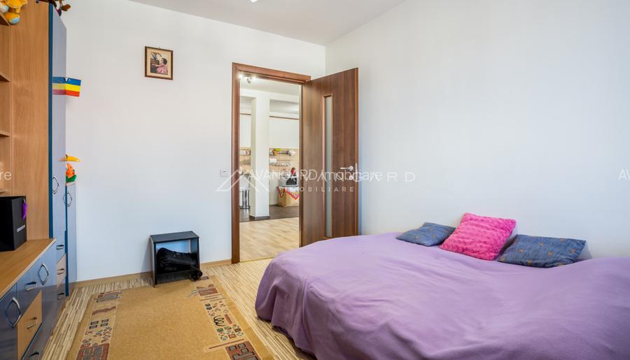 | 3 camere | 82 mp + terasa 18 mp + POD 137 mp CF separat | Parcare | Floresti | - 5