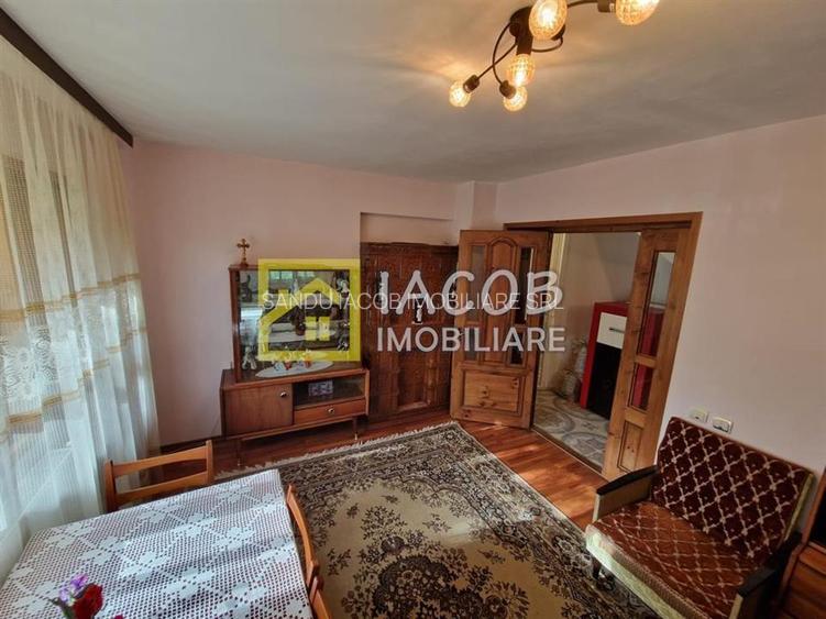 Casa P+1 si 1070 mp teren, loc. Dumbrava - Bacau - 12