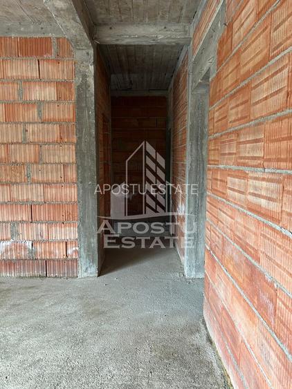 Casa individuala cu 4 camere si teren de 670 mp, Parta,  comision 0 - 10