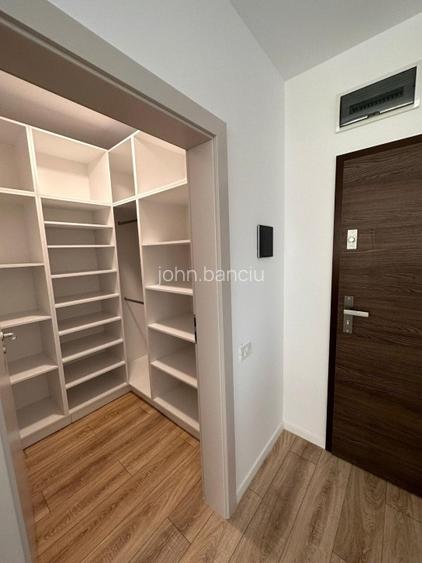 Proprietar inchiriez apart. 2 camere XCity Tower - 15