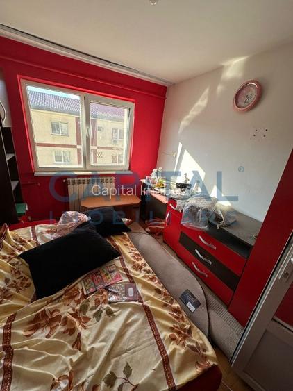 Comision 0%, apartament 3 camere cf.1 semidecomandat in Micro III - 3