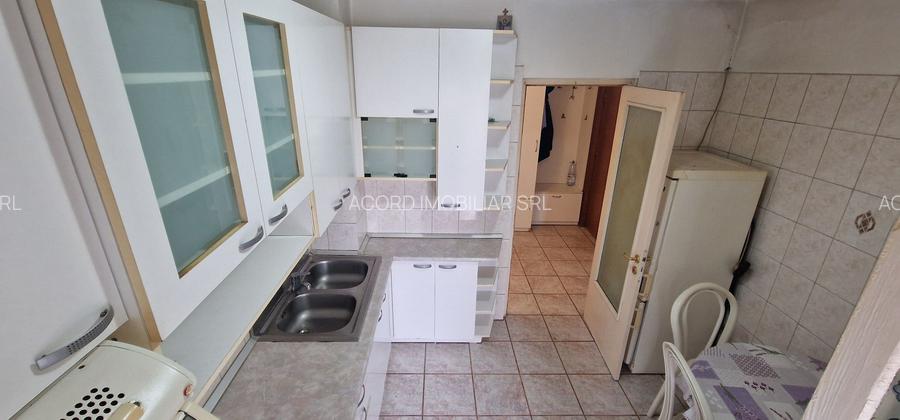Apartament doua camere decomandate, zona gara. - 13