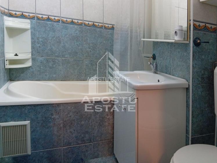 Apartament 3 camere ,70 mp ,zona Uta - 6