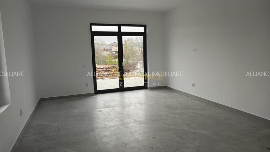 Casa individuala - 3 camere - 2 bai - 378 mp teren - 6