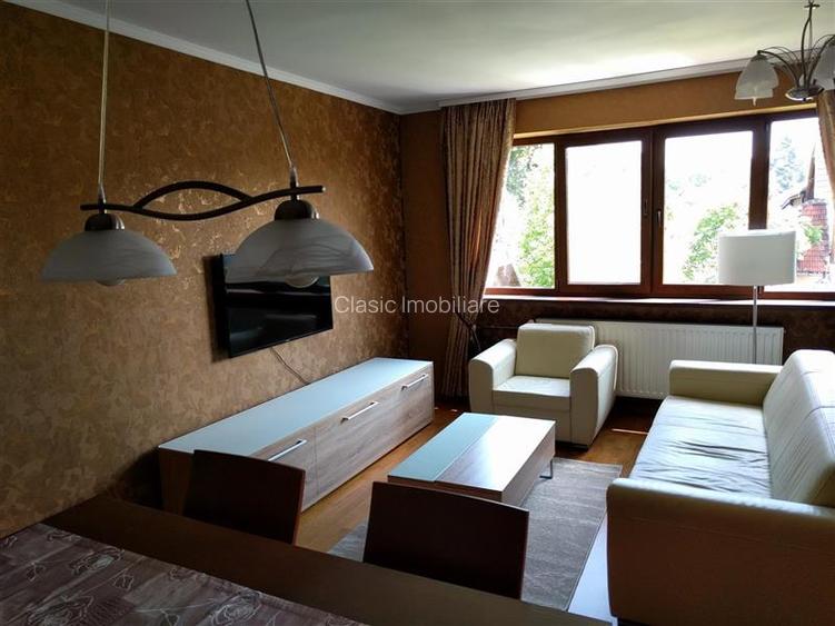 Inchiriere apartament 4 camere de LUX in Gruia- zona Rosetti - 2
